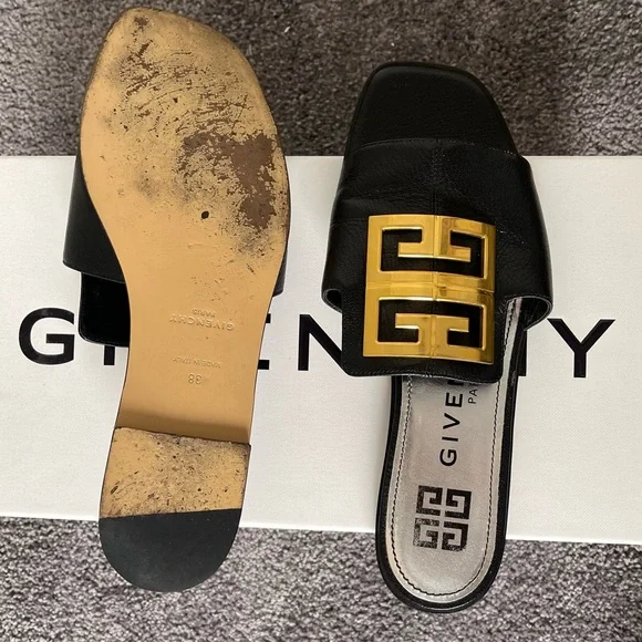 Givenchy 4G Logo Mules, Slides, Sandals in Black Leather & Gold  – EU 38 / US 8 - Picture 6 of 8